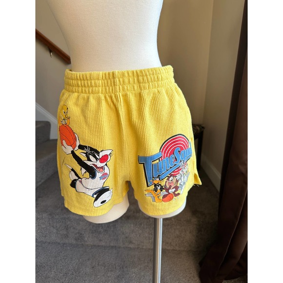 Loony Tunes ribbed yellow corduroy shorts, size small - Picture 6 of 15